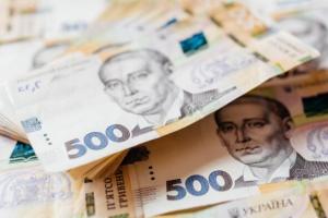 Стало известно, какой процент украинцев получает более 15 тыс. грн в месяц