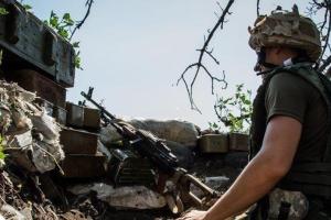 Ситуація на Донбасі: окупанти тричі порушили режим "тиші"