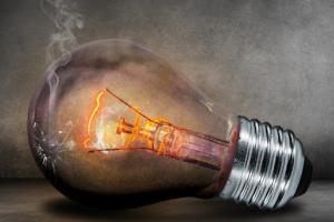 Единого тарифа больше не будет: с 1 августа украинцы будут платить за электроэнергию по новым правилам, которые не всем понравятся