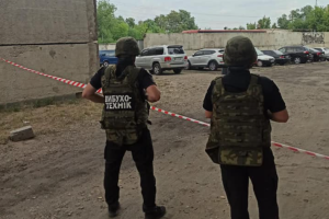 На Луганщині під автомобілем СБУ виявили вибуховий пристрій
