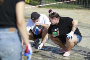 Спочатку прибирання, тепер повістка: Alyona Alyona нажила проблем через участь у скандальному дрифті на Софійській площі