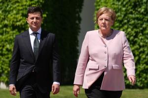Меркель має намір відвідати Україну: які питання вона обговорить із Зеленським
