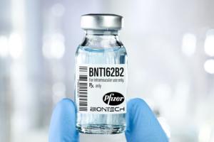 Минздрав утилизирует 34 тысячи доз вакцины Pfizer: в чем причина