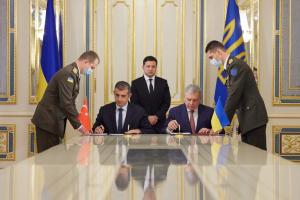 В Украине построят первый центр по обслуживанию и испытаниям турецких беспилотников