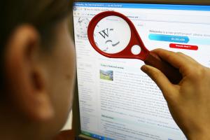 У роботі онлайн-енциклопедії Wikipedia спостерігається збій