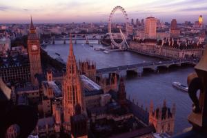 Англія змінила правила в'їзду для вакцинованих туристів