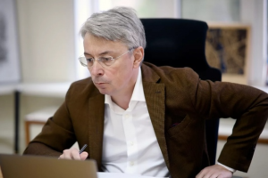 "Не мій концепт та цінності": глава Мінкульту Ткаченко подав у відставку