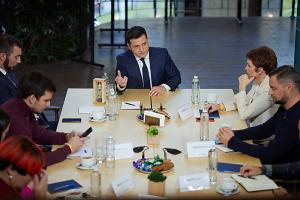 Зеленський відповів, чи дійсно в Україні введуть воєнний стан