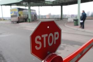 Петиция о запрете гражданам РФ въезжать в Украину набрала более 25 тысяч голосов
