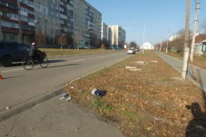 На Луганщині жінка на ВАЗ збила пенсіонера: поліція шукає свідків
