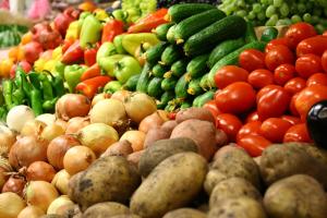 Станет большим дефицитом: в Украине хотят запретить продажу популярного продукта