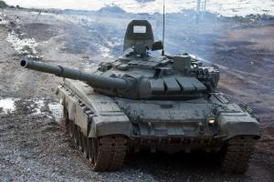 В жилой зоне Луганска наблюдатели ОБСЕ обнаружили танк