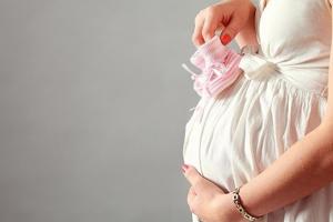 В Польше умерла беременная женщина из-за отказа медиков делать аборт