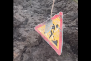 Руйнівний ремонт, або Як Лисичанськ перетворюють на свинарник (відео)