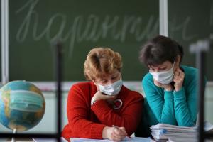 Закроют ли украинские школы на карантин из-за "Омикрона": ответ Минздрава