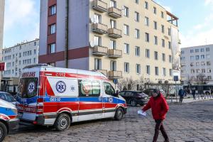 Перший випадок штаму "Омікрон" вже виявили в сусідній Польщі