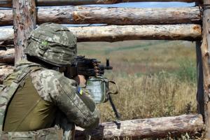 На Донбассе боевики ранили двух украинских военнослужащих