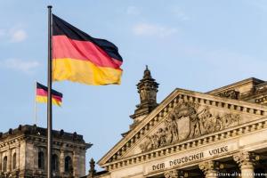 Германия вслед за США готовится к эвакуации семей дипломатов из Украины