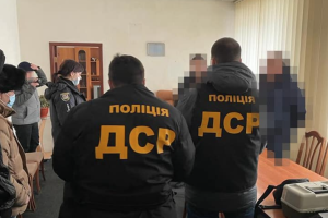 Керівник філії "Луганського облавтодору" попався на хабарі