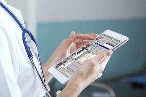 З квітня українці зможуть купити антибіотики в аптеках тільки за електронними рецептами