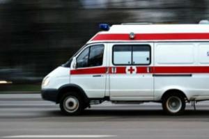 Небезпечна робота: у Харкові п'яний пацієнт напав на бригаду швидкої допомоги