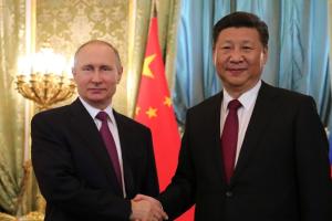 Китай підтримав російські "гарантії безпеки" та закликав НАТО відмовитися від методів "холодної війни": заява