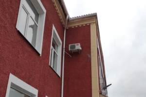 Боевики обстреляли город Счастье, повреждено админздание, - ГСЧС