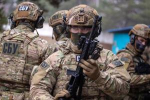 На Рівненщині сталася сутичка між копачами бурштину та співробітниками СБУ: поранено 8 осіб