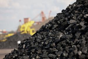 В Украину прибудут еще восемь судов с импортным углем