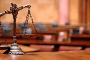 На Луганщине директор предприятия "погорел" на продаже старых запчастей под видом новых