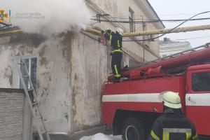 У Лисичанську сталося загоряння на лінії електропередач