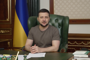 Зеленский заявил, что для переселенцев построят временное жилье