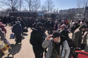 Із Луганщини вдалося евакуювати ще близько 900 людей, - Гайдай