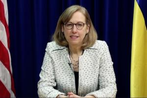 США готові брати участь у мирних переговорах між Україною та Росією, - Квін