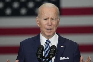 США готові додатково виділити Україні 1 млрд доларів та прийняти 100 тисяч біженців, - Байден