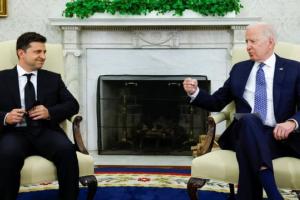 Зеленський обговорив з Байденом додаткову допомогу Україні та посилення санкцій проти РФ