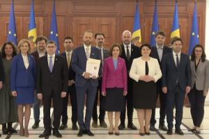 Молдова заполнила опросник для вступления в Евросоюз