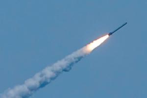 РФ нанесла ракетный удар по Житомирщине: повреждены около 100 домов, есть раненные