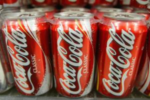 Coca-Cola офіційно йде з Росії