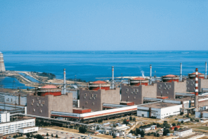 Окупанти вивчають можливість підключення Запорізької АЕС до енергосистеми РФ, - українська розвідка