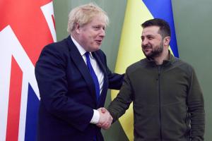 Джонсон предложил Зеленскому готовить украинских военных в Великобритании