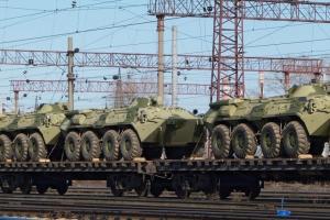 Беларусь перебрасывает эшелоны военной техники к украинской границе