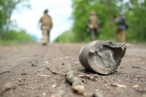 Оккупанты снова провалили попытку взять под контроль трассу "Лисичанск- Бахмут", теперь отказываются идти в атаку
