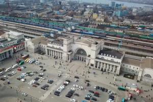 Через ракетний обстріл два поїзди з Дніпра вирушать із запізненням