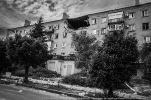 Лисичанск трудно узнать после обстрелов - новые фото из города