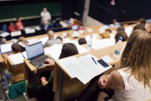 Студенты-контрактники будут освобождены от уплаты за обучение: кого это касается
