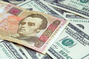 Курс доллара продолжает расти: ситуация в обменниках 