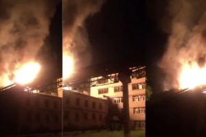 В окупованій Горлівці горить та вибухає ворожий склад боєприпасів