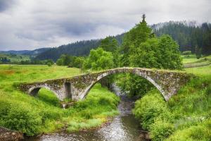 Через аномальну посуху в Британії з-під води з'явилося село-примара