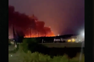 В Белгородской области горит склад боеприпасов, началась эвакуация